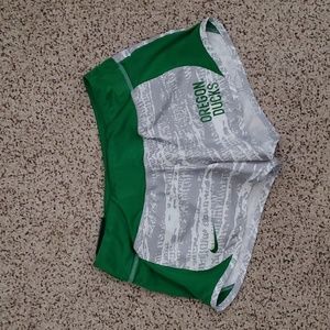 NWOT Nike OREGON DUCKS Athletic DRI-FIT Shorts